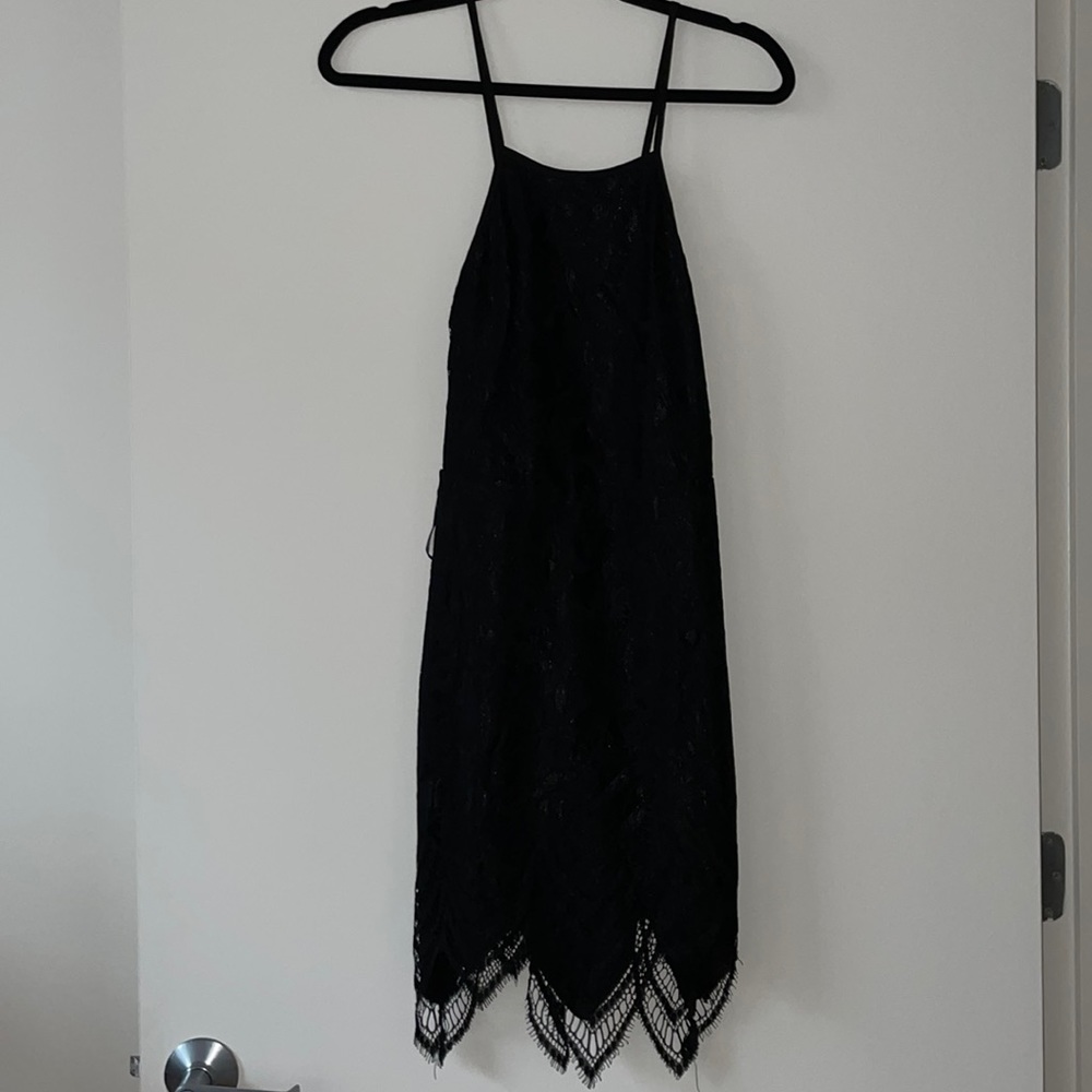 Black MISSGUIDED dress